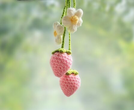Crochet Strawberry and Flower Car Hanging Ornaments, Cute Aesthetic Rearview Mirror Hanging Accessories for Women and Girls, Handmade Polyester Fiber Car Decor 2-Pack