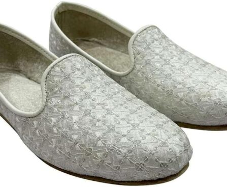 STOP N STYLE Handcrafted Punjabi Jutti for Men – Traditional Indian Slip-On Shoes | Ethnic Khussa Wedding, Cultural & Festive Wear Comfortable Mojari White Cream