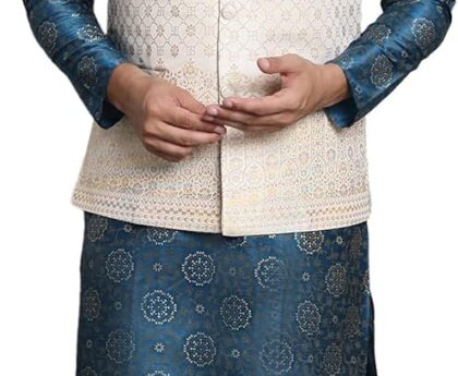 Sojanya (Since 1958 Men’S Silk Blend Kurta Pyjama & Nehru Jacket Combo
