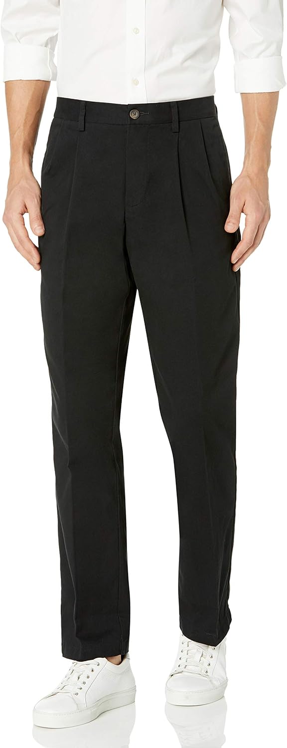 Amazon Essentials Men’s Classic-Fit Wrinkle-Resistant Pleated Chino Pant (Available in Big & Tall)