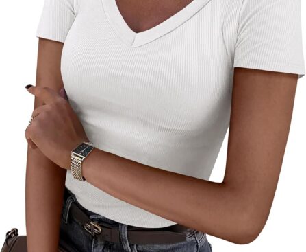 ANRABESS Women Short Sleeve V Neck Ribbed Knit Fitted Shirts Basic Tees Tops 2025 Summer Casual T-Shirts Going Out Outfits